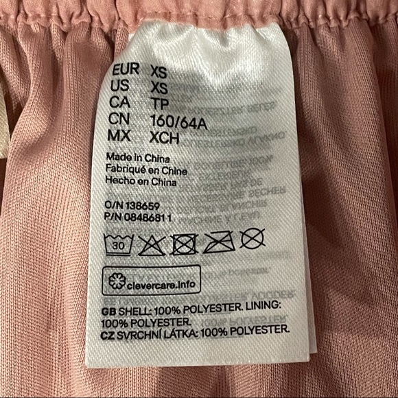 H&M Pink Skirt Size XS - Picture 4 of 5